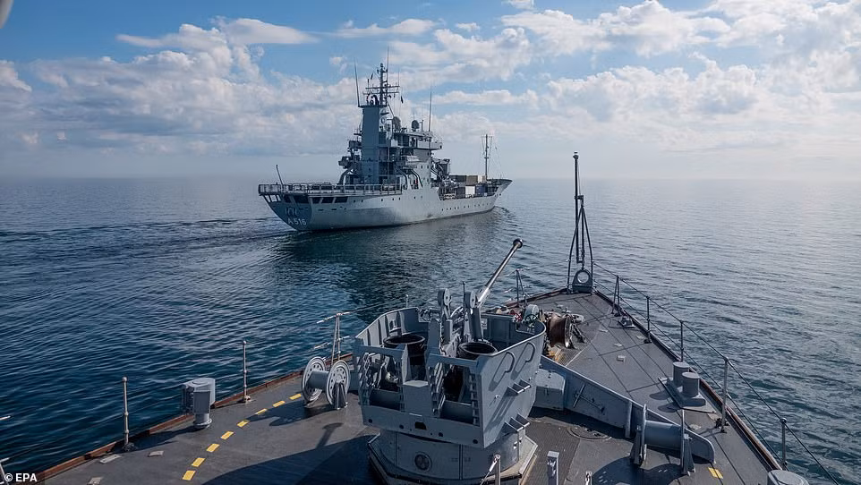 NATO đang chết ảnh 2