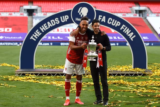 Immobile giành Giày vàng châu Âu 2020 nhờ... phạt đền ảnh 2