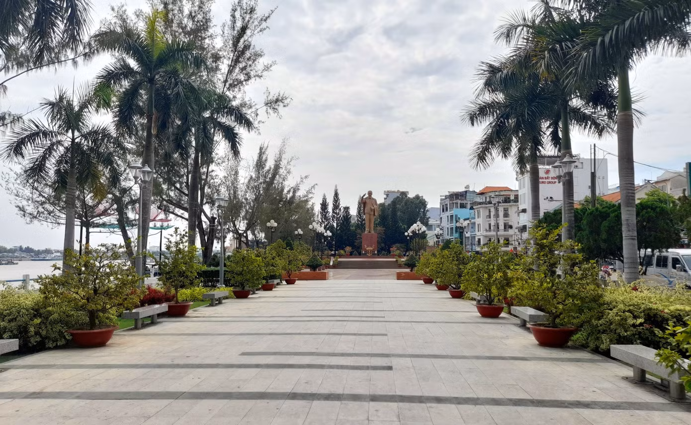 Tây Đô thưa vắng ngày đầu năm ảnh 3