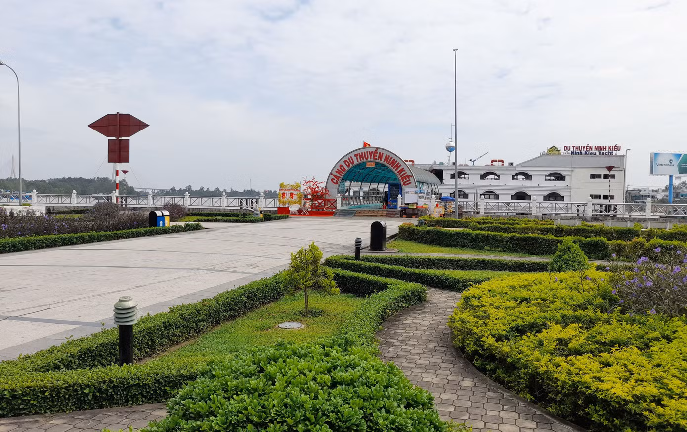 Tây Đô thưa vắng ngày đầu năm ảnh 8