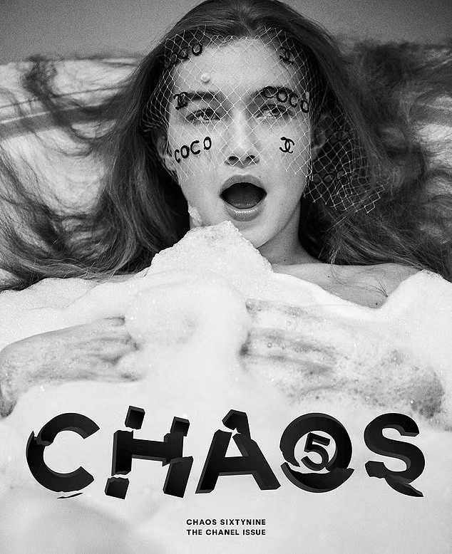 Bella Hadid bán nude 'rực lửa' ảnh 12