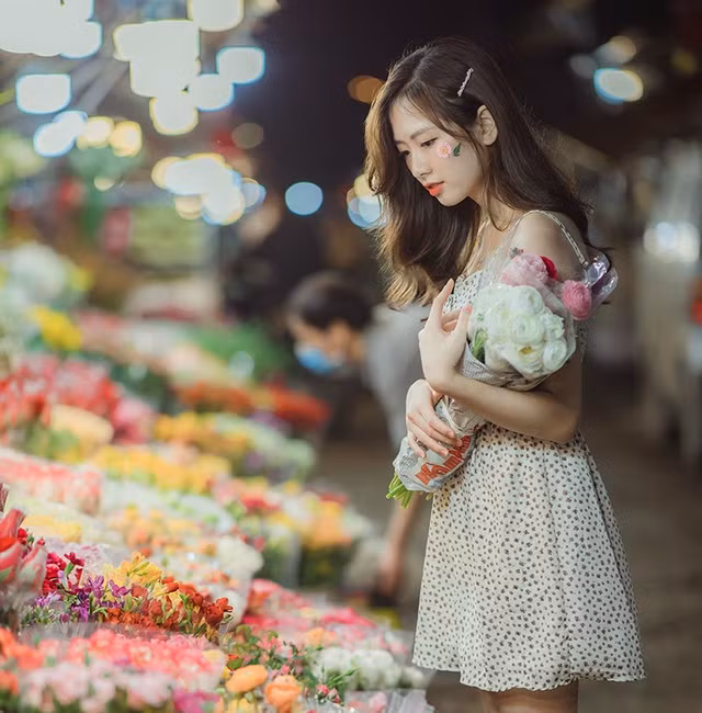 Nét đẹp trong veo, nhẹ nhàng tựa nắng mai của nữ sinh trường Y ảnh 4