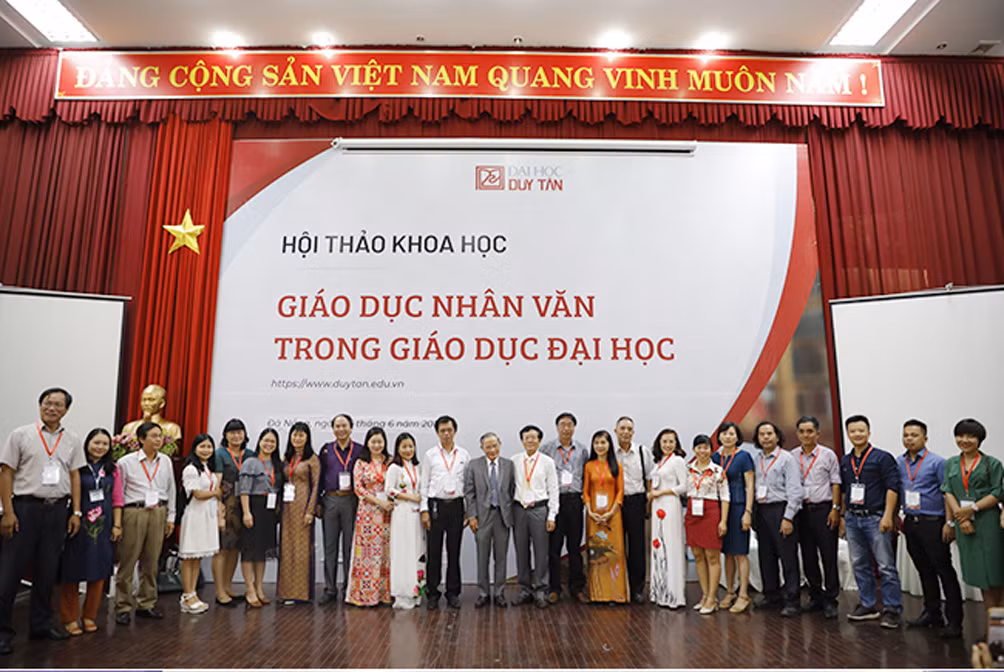 Ngành Văn Báo chí, Văn hóa Du lịch, Quan hệ Quốc tế: Rộng mở cơ hội việc làm ảnh 1