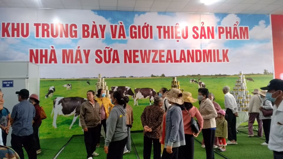 Núi Hòn Rồng tiếp tục bị “xẻ thịt” ảnh 2