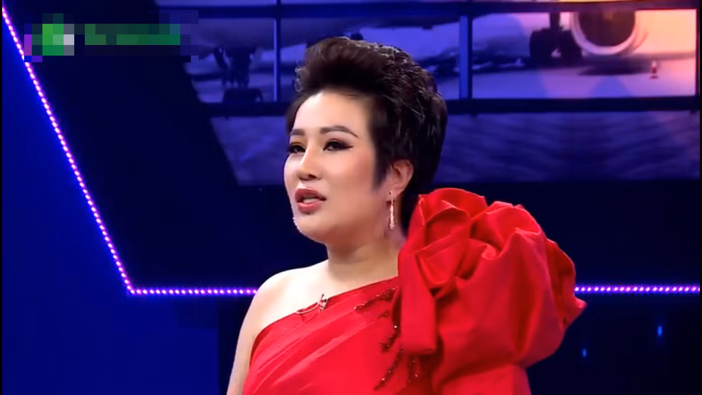 Nữ doanh nhân thành đạt gặp chàng người mẫu muốn làm ‘phi công’ và cái kết ảnh 7