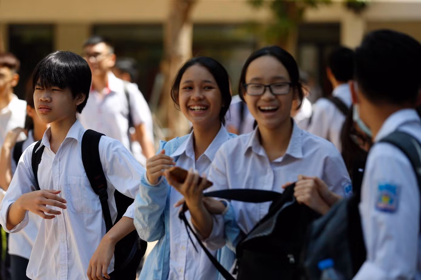 Thi tốt nghiệp THPT 2020: Coi thi trên sân nhà, dễ gửi gắm ảnh 3