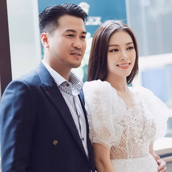 Sao 9x khiến cha mất chức vì ‘vạ miệng’ ảnh 13