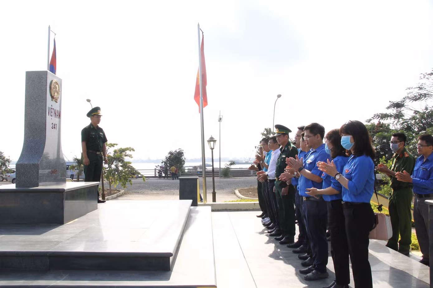 Nhiều hoạt động ý nghĩa 'Tháng Ba biên giới' tại An Giang ảnh 2