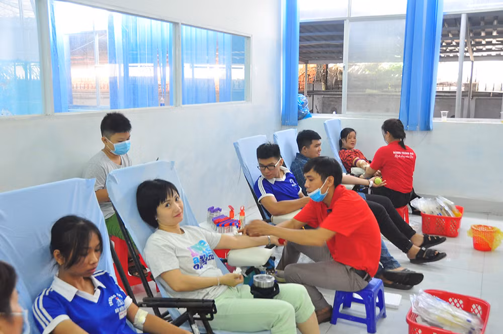 Hành trình Đỏ tiếp nhận hơn 100.000 đơn vị máu ảnh 4