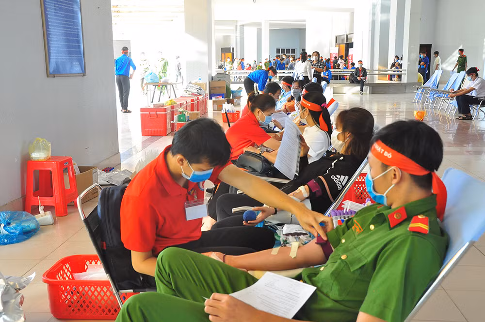 Ngay trước thềm năm mới 2021, Tỉnh Đoàn TT-Huế phát động đợt thi đua cao điểm ảnh 7