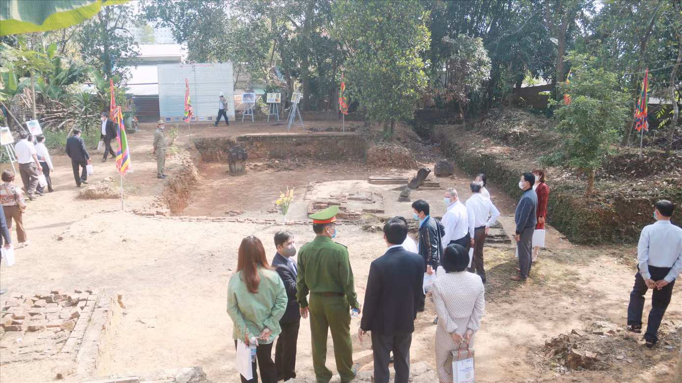 Hố thiêng Phong Lệ kể chuyện người Chăm ảnh 1