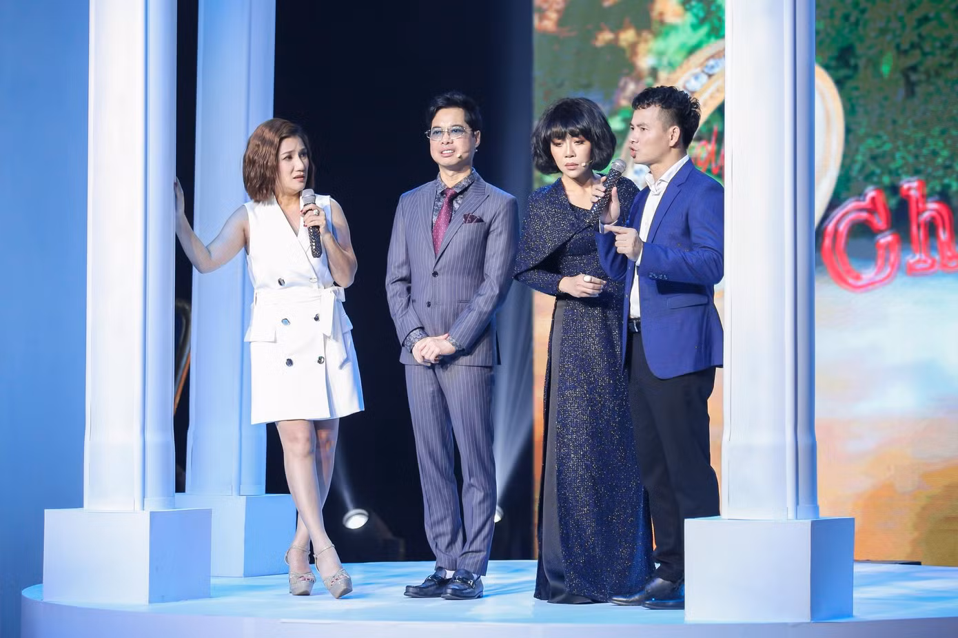 Á hậu biển Chân Phương cậy nhờ Xuân Bắc - Cát Tường “mai mối” tình duyên ảnh 7