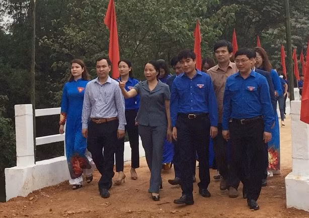 Chuyện về 'cha đẻ' ATM gạo ảnh 5