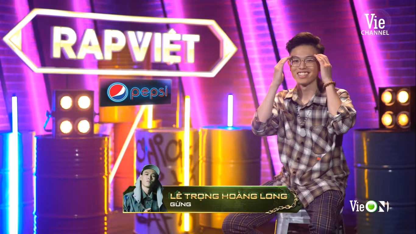 “Rap Việt“: Tage - Gừng đối đầu nghẹt thở, Suboi nói gì trước nghi vấn thiên vị Tlinh? ảnh 2