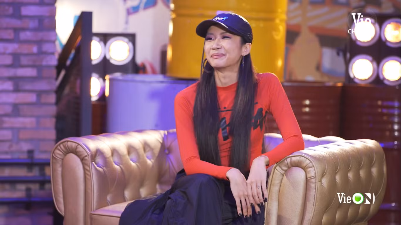 “Rap Việt“: Tage - Gừng đối đầu nghẹt thở, Suboi nói gì trước nghi vấn thiên vị Tlinh? ảnh 3