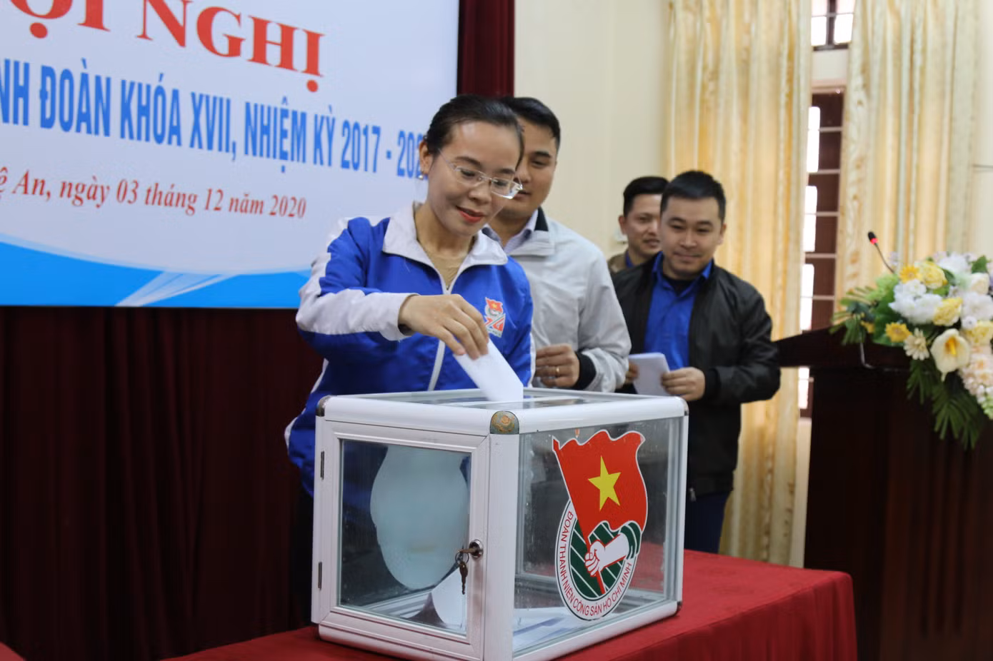 Anh Lê Văn Lương giữ chức Bí thư Tỉnh đoàn Nghệ An ảnh 4