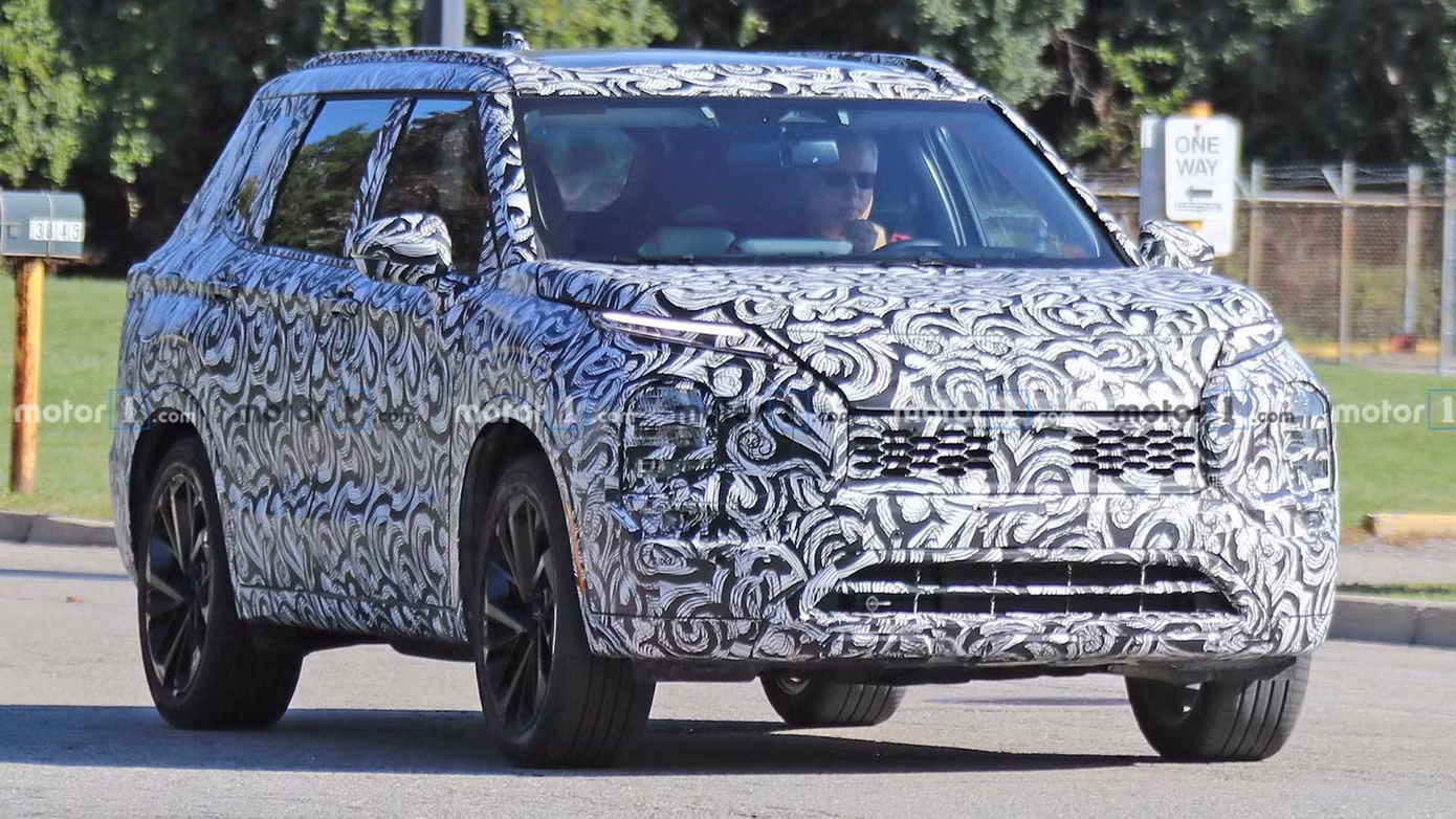 Mitsubishi Outlander Hybrid trình làng tại Thái Lan ảnh 12 Mitsubishi Outlander Hybrid trình làng tại Thái Lan ảnh 12