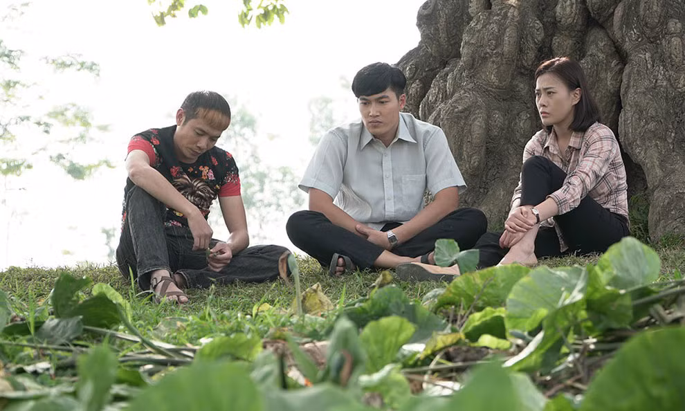 'Uống đi cho khỏe': Gợi cảnh phòng the, coi thường người dân tộc thiểu số? ảnh 2