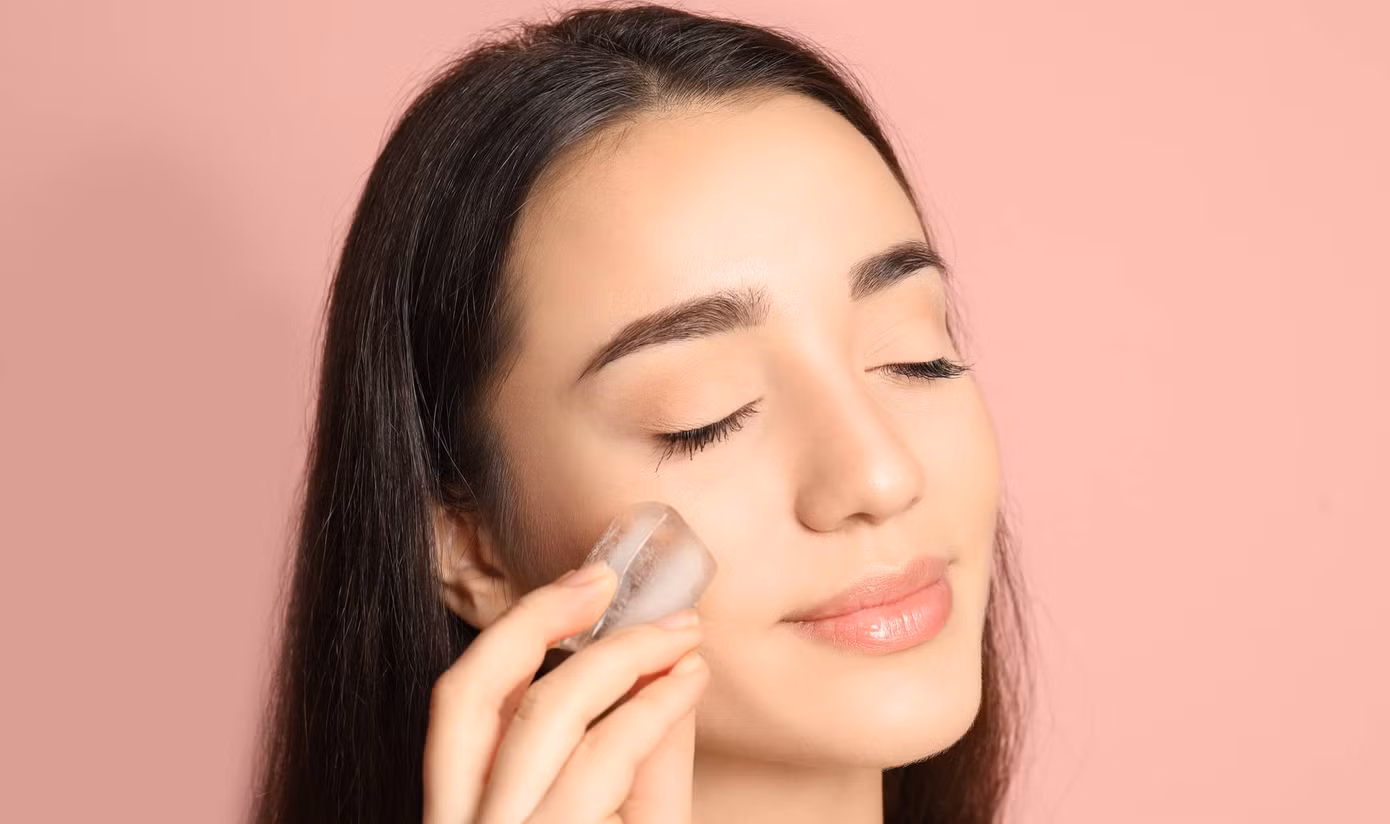 Bỏ túi 5 tuyệt chiêu make-up nhanh gọn, lâu trôi khi du lịch Hè ảnh 1