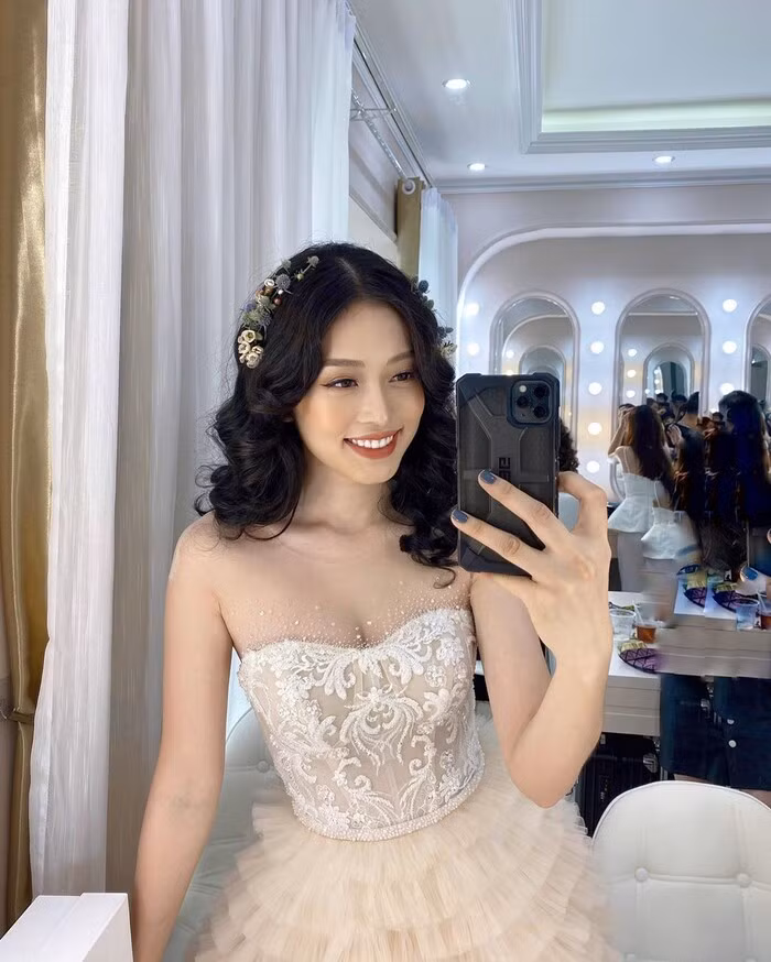  Noo Phước Thịnh “thả thính” cực mạnh, Ngọc Trinh “bắt trend” chẳng kém ai ảnh 19