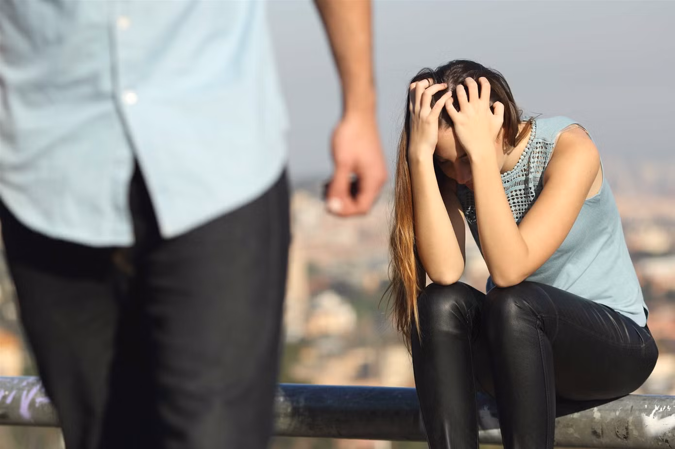 Nước mắt cay đắng của thiếu nữ đem đời con gái làm 'bằng chứng' trói buộc tình yêu ảnh 2