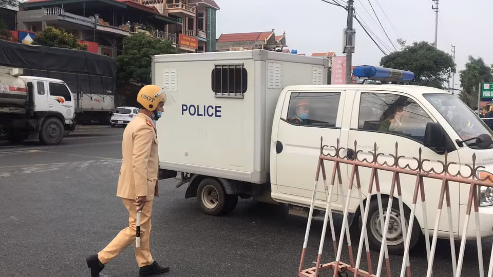 Con nuôi Đường ‘Nhuệ’ và đồng bọn hầu toà ảnh 5