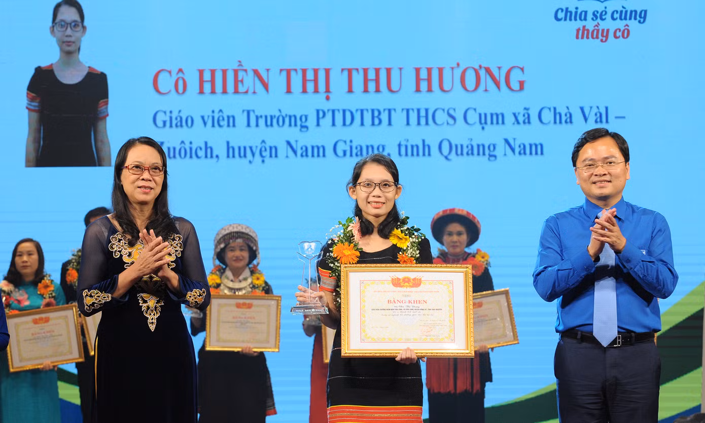 Vinh danh 63 thầy cô giáo dân tộc thiểu số tiêu biểu trên toàn quốc ảnh 8