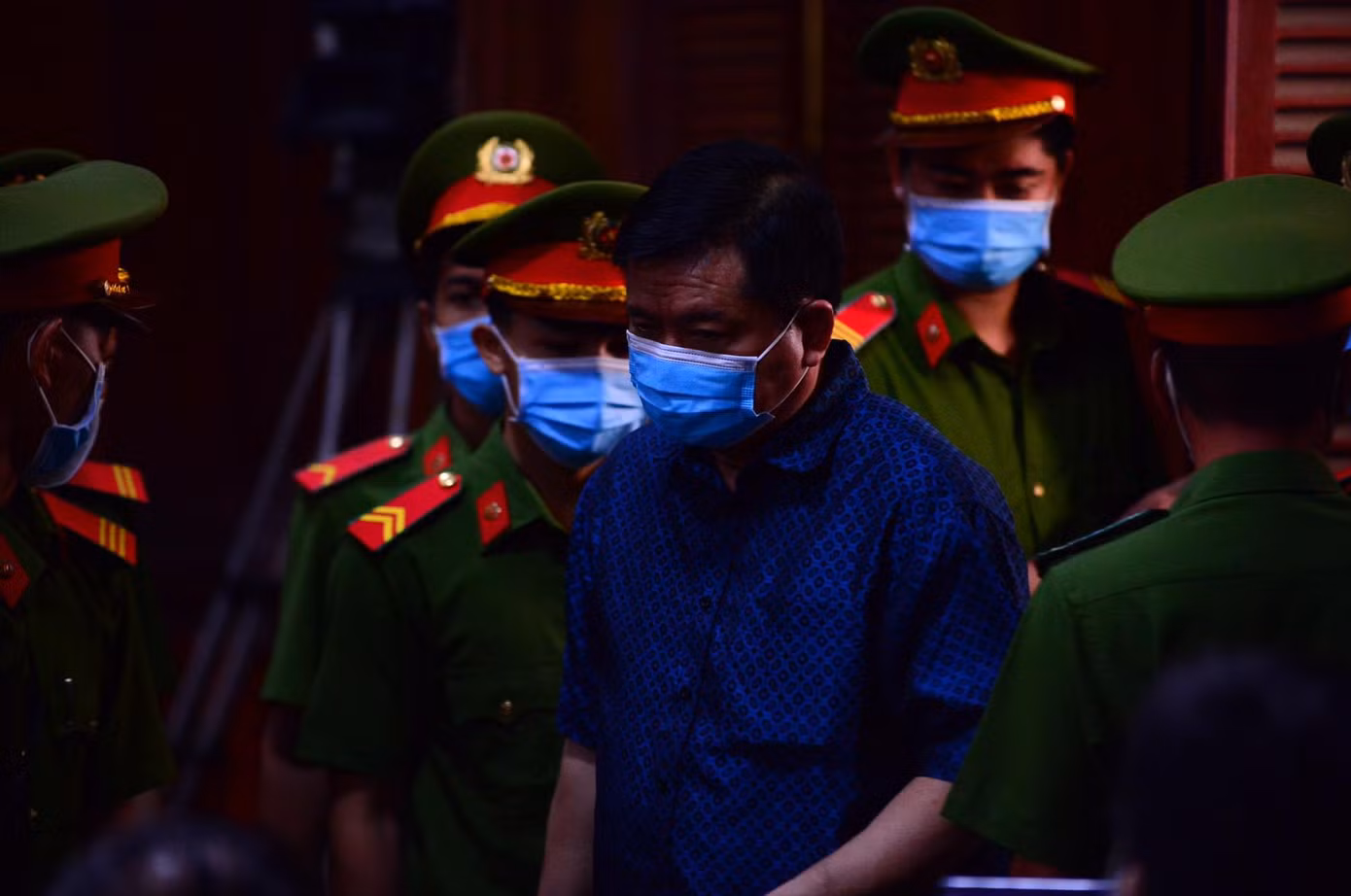 Sai phạm thu phí cao tốc TPHCM - Trung Lương: Ông Đinh La Thăng 'nói đỡ' cho cấp dưới ảnh 1