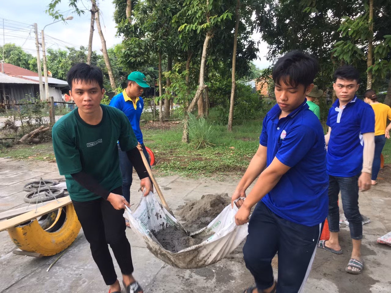 Trạm cứu hộ động vật phi lợi nhuận của 25 bạn trẻ ảnh 8