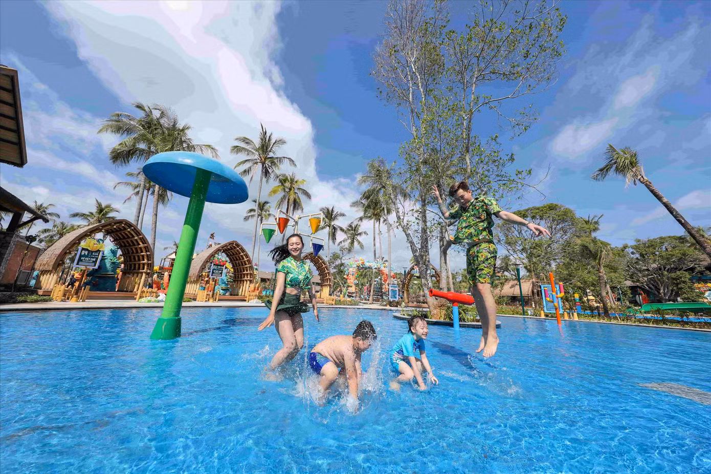 MC Cát Tường và Xuân Bắc làm 'ông tơ bà nguyệt' của gameshow hẹn hò ‘Chân ái’ ảnh 9