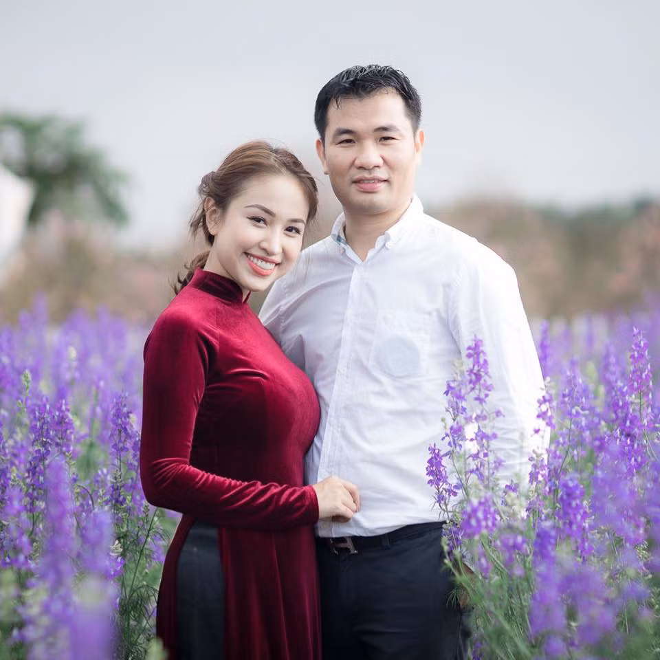 Vân Hugo lần đầu công khai rõ mặt ông xã doanh nhân ảnh 1