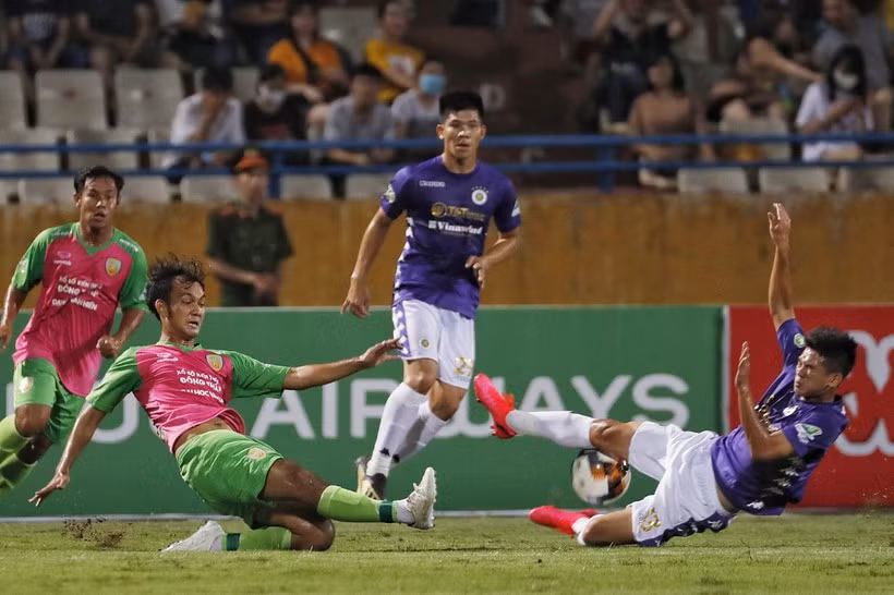Bất ngờ trước lý do HLV Mourinho cắp cặp đi học tiếng Hàn Quốc ảnh 4