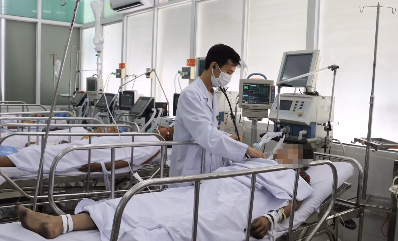 Cháy khách sạn Công đoàn ở TPHCM, một phụ nữ chết ảnh 2
