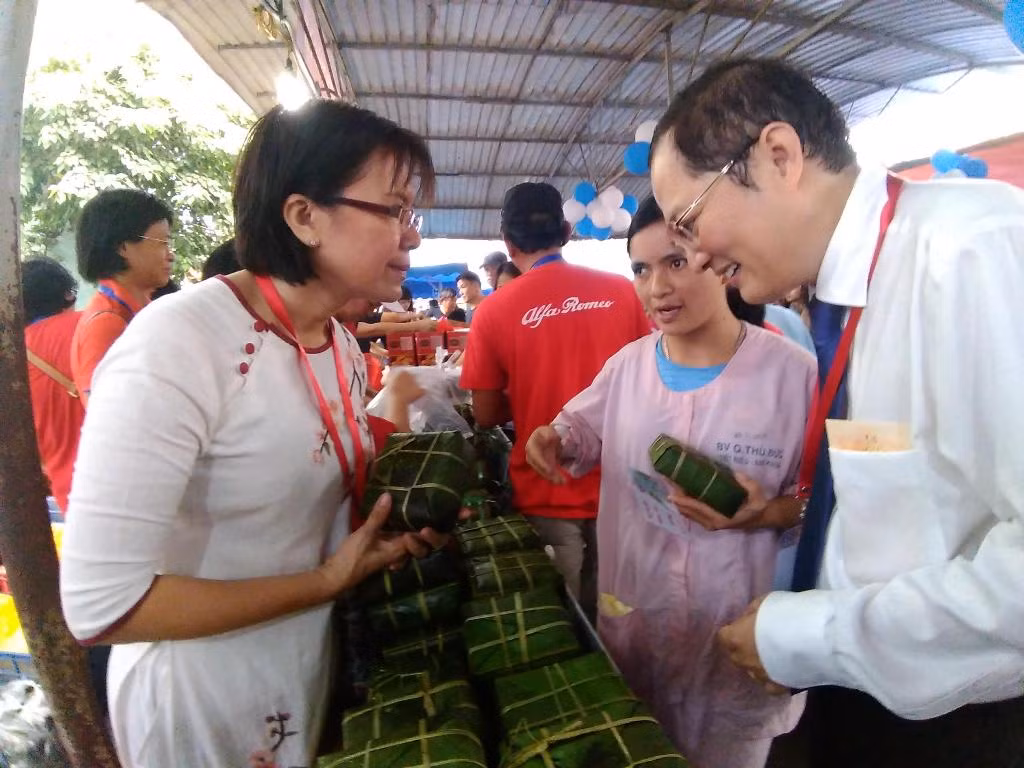 Ấm lòng phiên chợ 0 đồng cho bệnh nhân ảnh 13