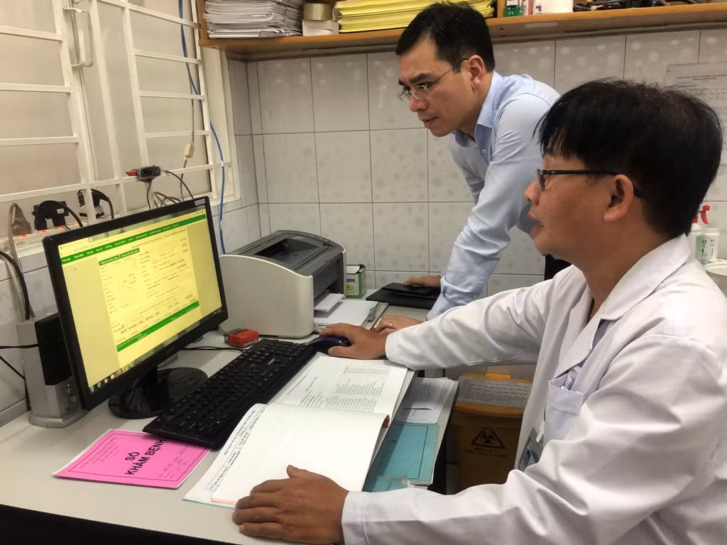 ‘Hết thời’ sợ trùng thuốc khi có hồ sơ sức khỏe điện tử ảnh 2