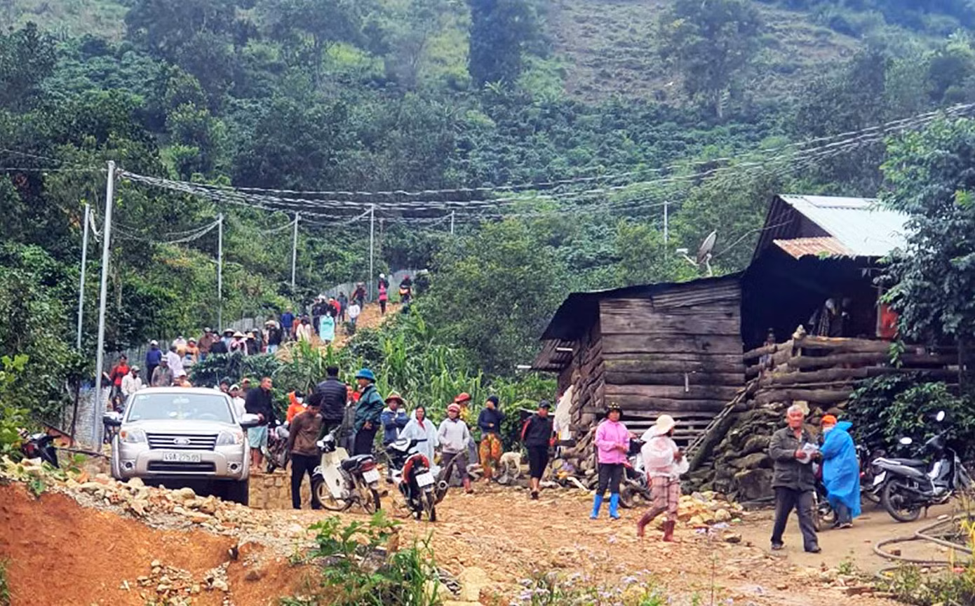 Ngôi làng mọc trên đất rừng: Huyện nói 'không vô cảm' nhưng... ảnh 4