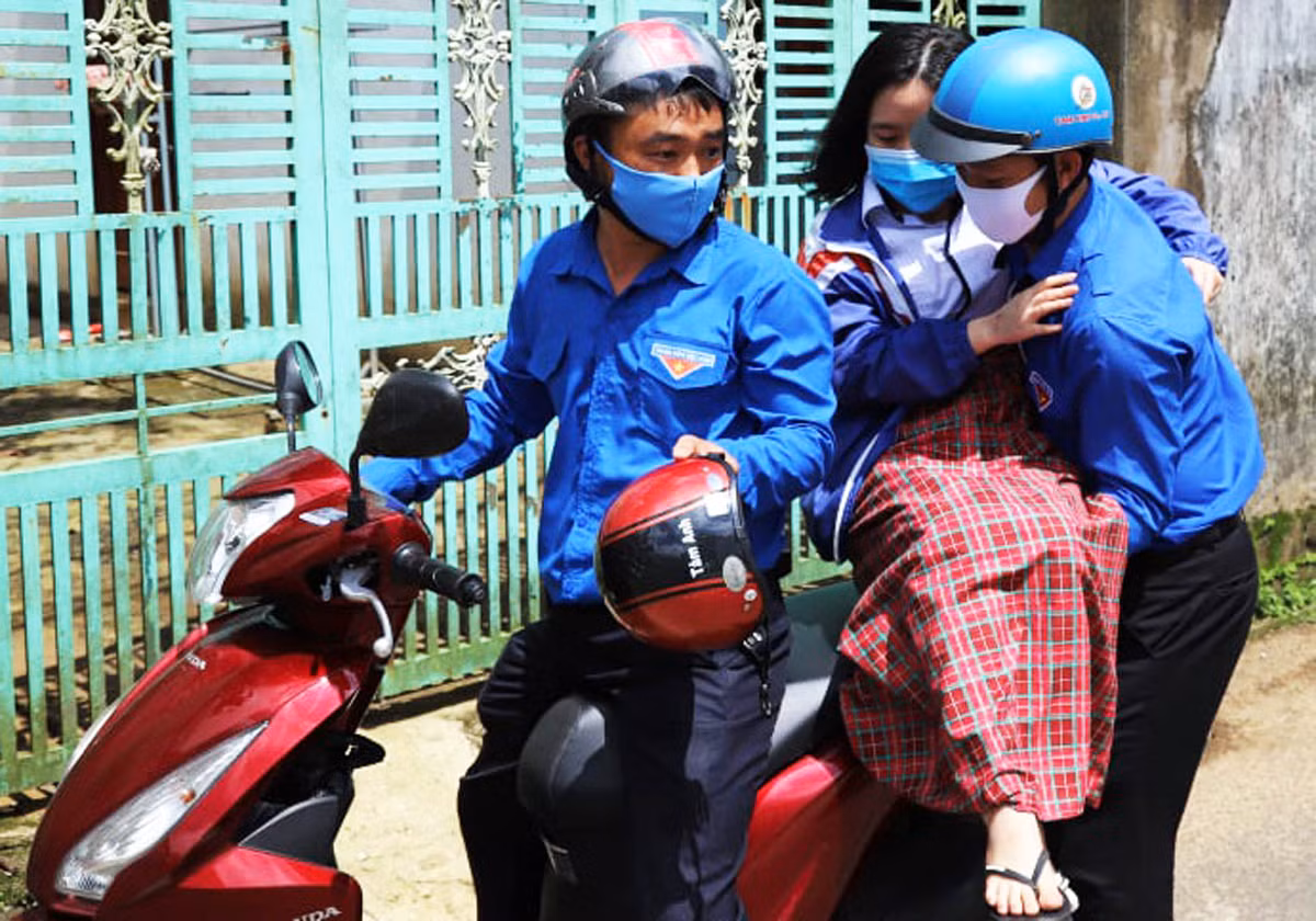 11 bác sĩ, điều dưỡng trẻ ở Đà Lạt tình nguyện vào tâm dịch COVID-19 ảnh 9
