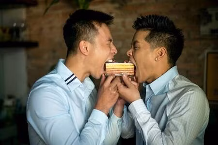 “Hoàng tử đẹp như tranh” trở thành “nam thần hắc ám” đứng đầu bảng đại diện nhãn hàng ảnh 1