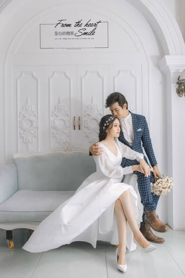 Chuyện tình của chàng diễn viên và fan nữ từ năm 17 tuổi-3