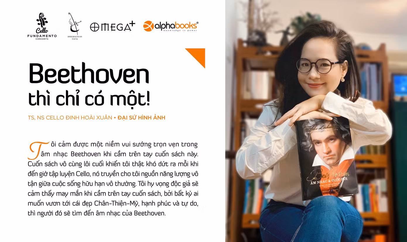 Chiêm ngưỡng đầm sen trắng thơ mộng hiếm thấy ở Hà Nội ảnh 1
