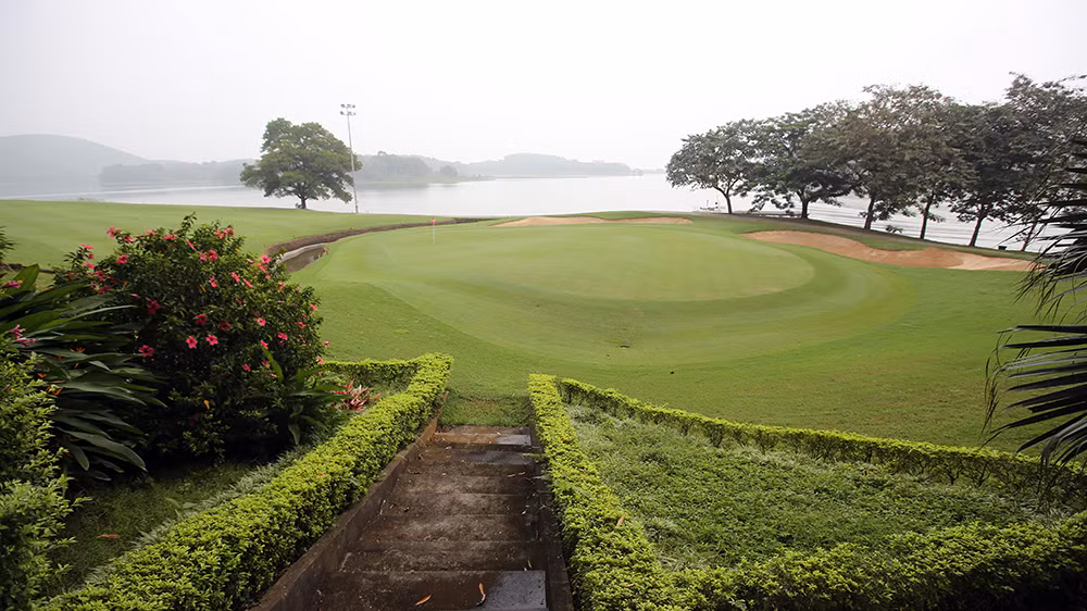 Sân Kings Course sẵn sàng cho trận đấu của 144 golfer ảnh 2