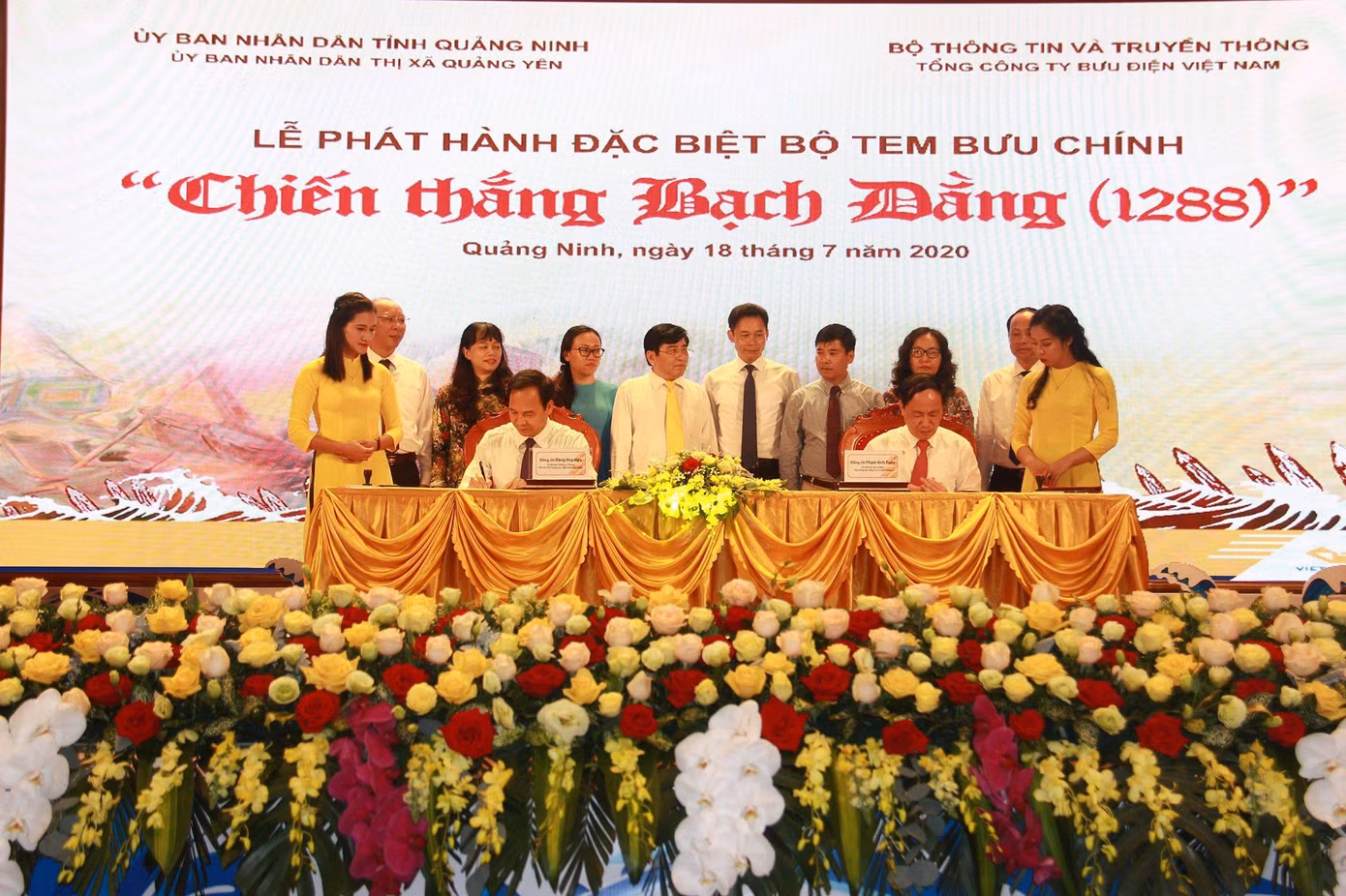 Nghệ sĩ Việt đối đầu với khen chê và cách đáp trả khôn ngoan của Hoàng Bách, Thu Minh ảnh 12