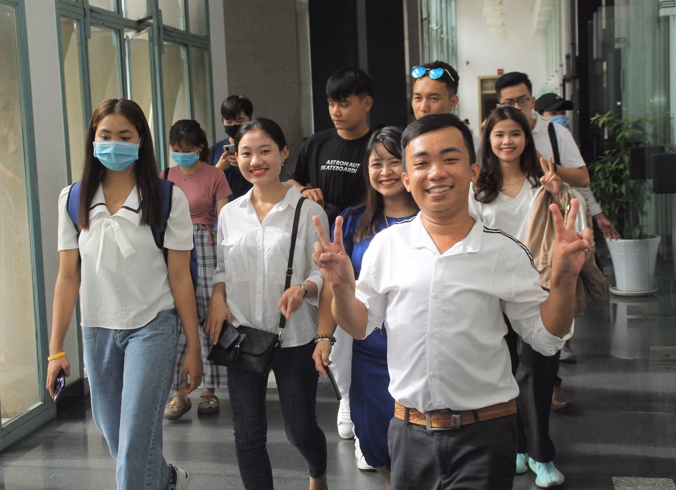 Tuổi trẻ Đắk Lắk mang niềm vui về buôn làng ảnh 5