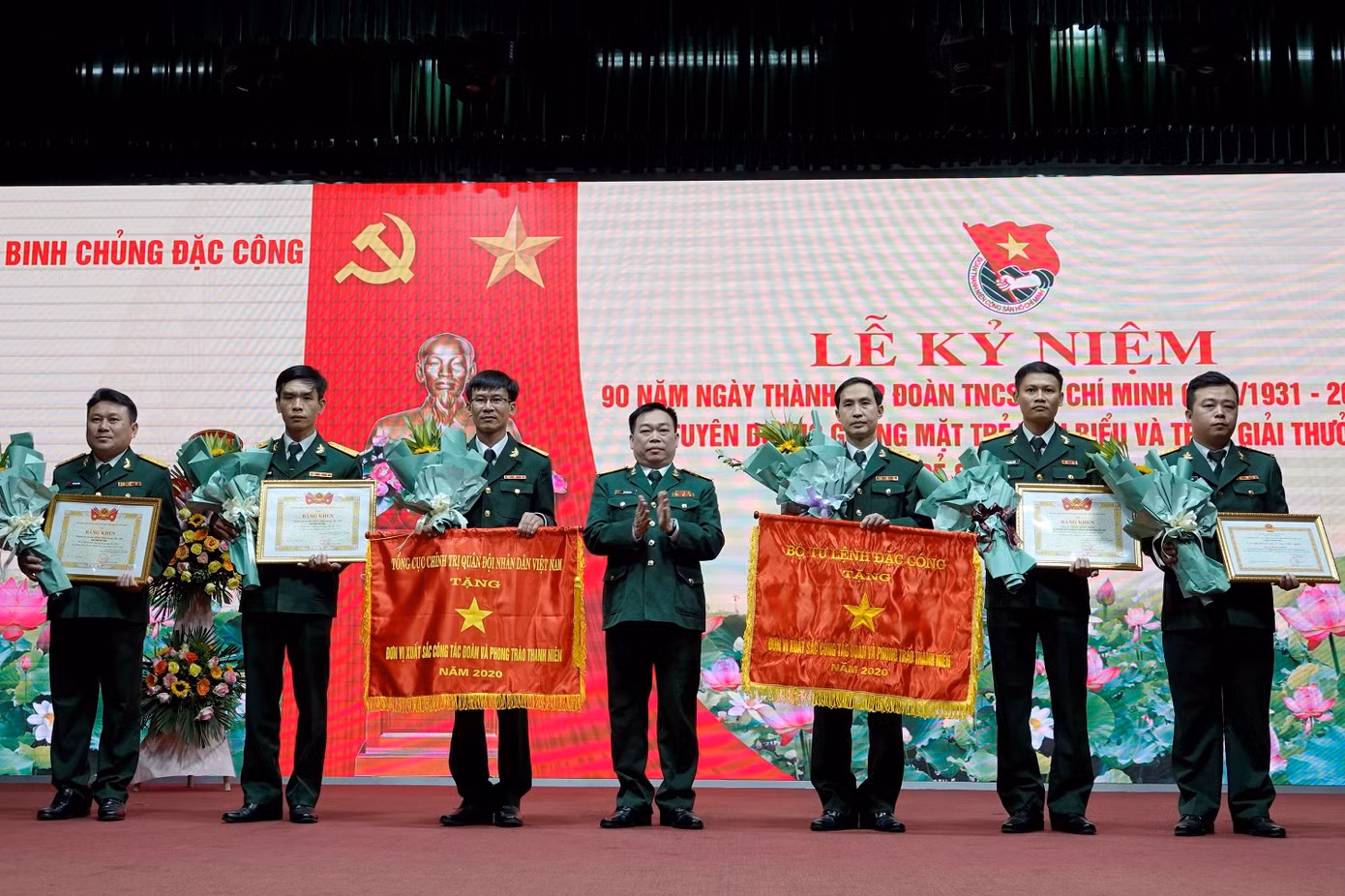 Vinh danh điển hình trẻ Đặc công ảnh 4