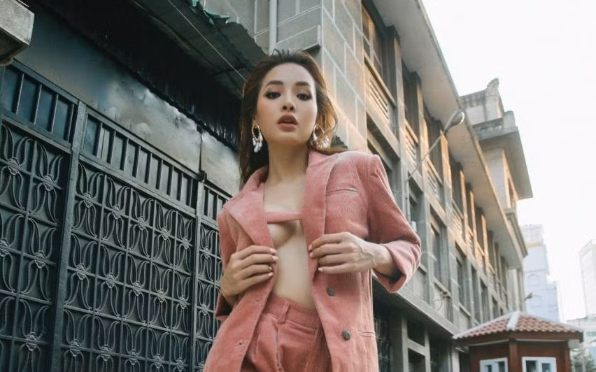 'Bông hồng Hungary' chụp bán nude quá đỗi gợi cảm ảnh 15