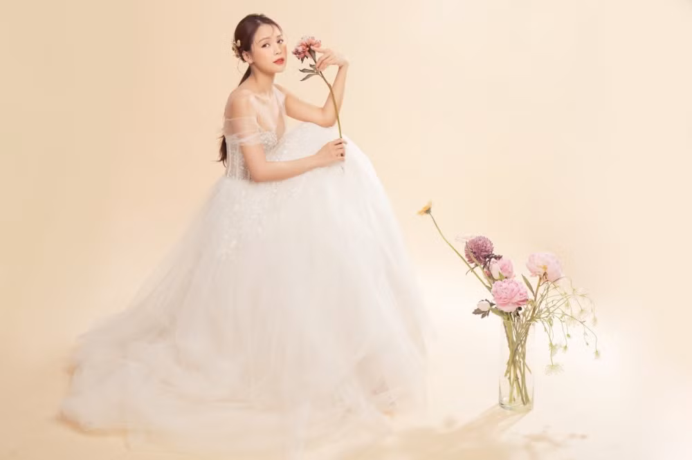 Hề Mộng Dao và chồng đi chơi giữa lúc chuẩn bị tang lễ cho ‘vua sòng bài’ Macau ảnh 14 Hề Mộng Dao và chồng đi chơi giữa lúc chuẩn bị tang lễ cho ‘vua sòng bài’ Macau ảnh 14
