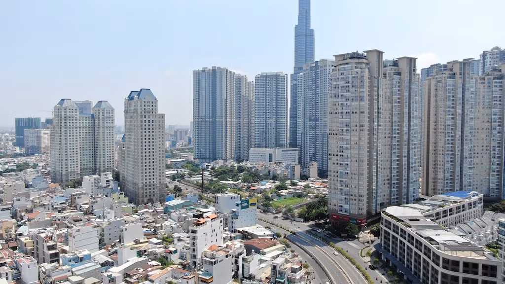 Con đường dài hơn 3km gánh cả 'rừng chung cư' ở Sài Gòn ảnh 3