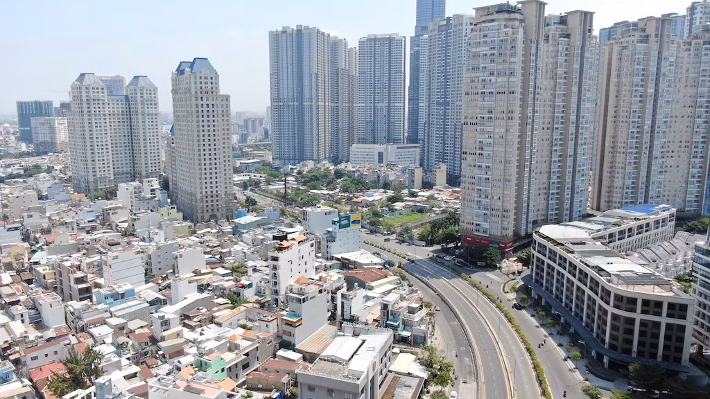 Con đường dài hơn 3km gánh cả 'rừng chung cư' ở Sài Gòn ảnh 7