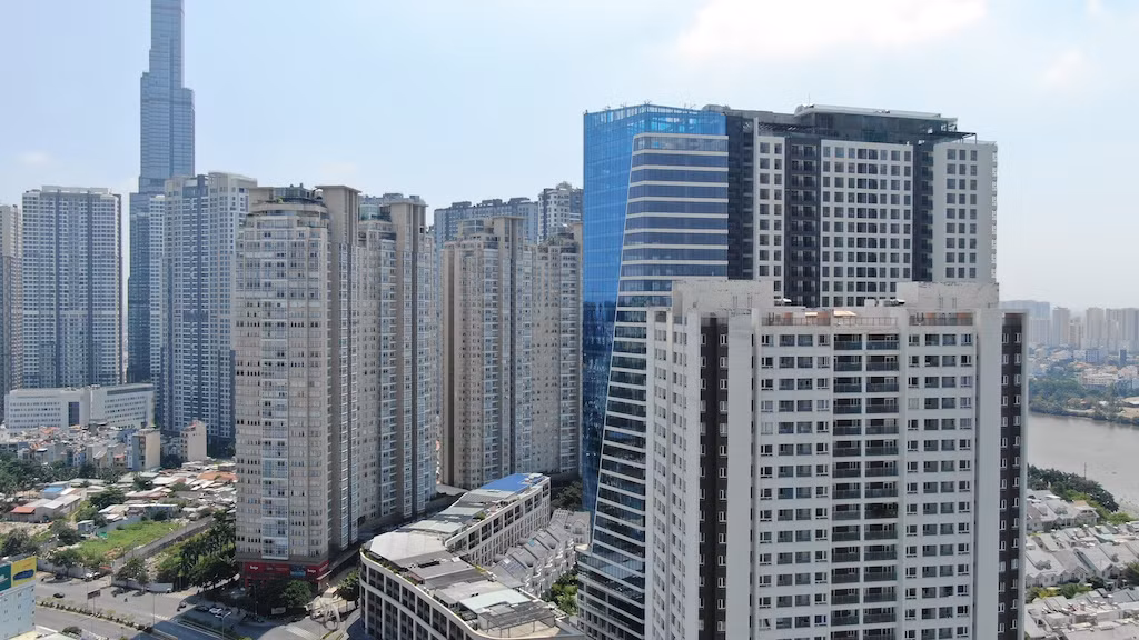 Con đường dài hơn 3km gánh cả 'rừng chung cư' ở Sài Gòn ảnh 9