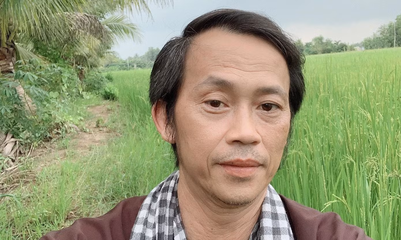 Hoài Linh kêu gọi được hơn 6 tỷ đồng cho bà con miền Trung; Tóc Tiên xuống phố cực ngầu ảnh 4